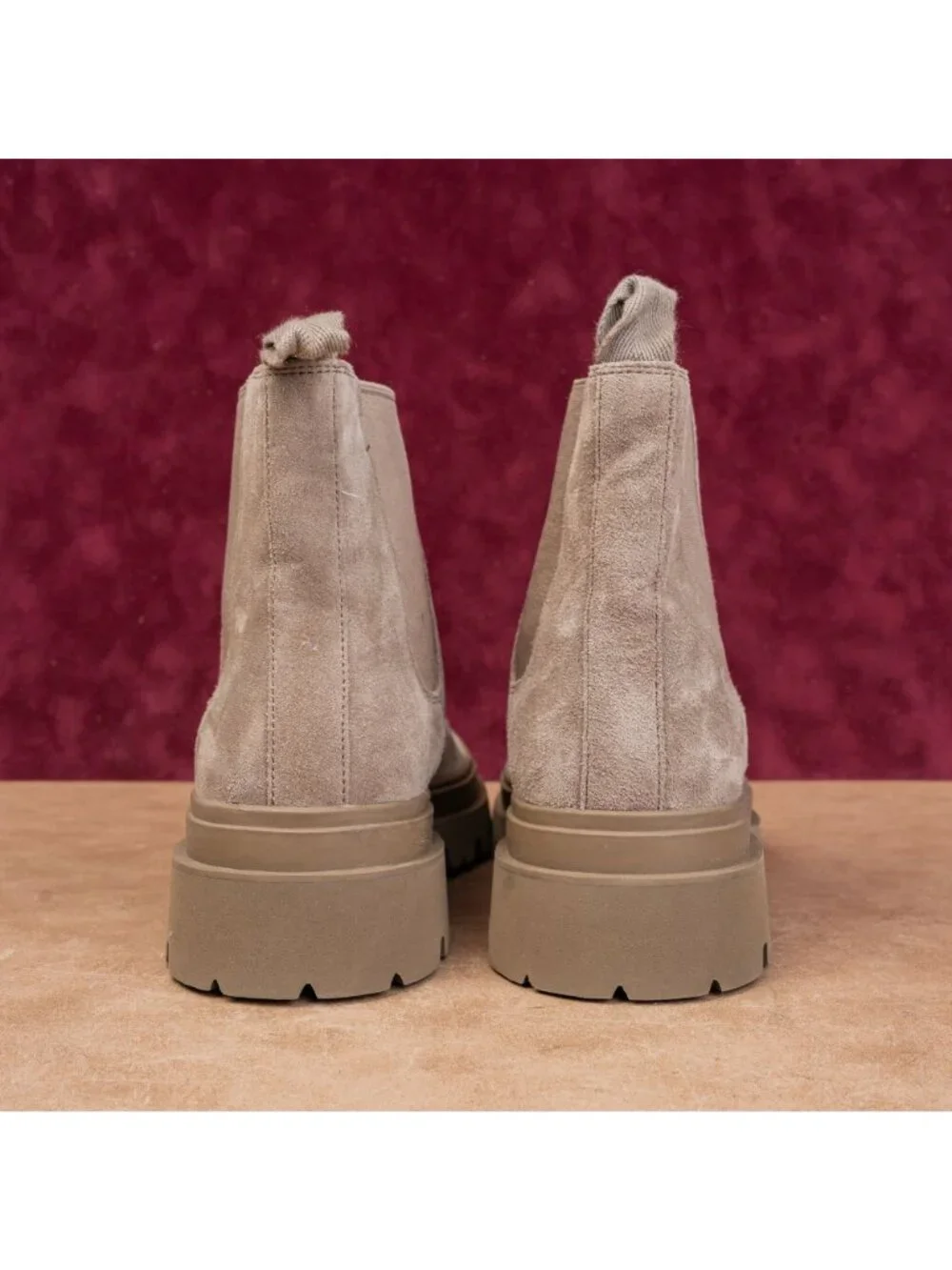 Vince Men Reggio Flint Beige Suede Water Repellent Slip Chelsea Boots 7US EUR40 Vince Men Reggio Flint Beige Suede Water Repellent Slip  main image 3